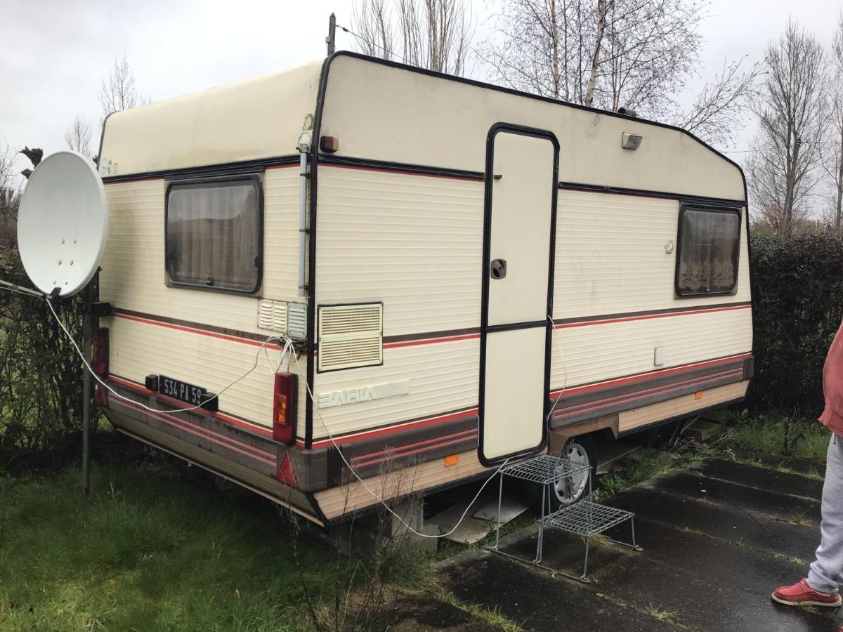 Campingplatz Vintage Caravane Les Attaques